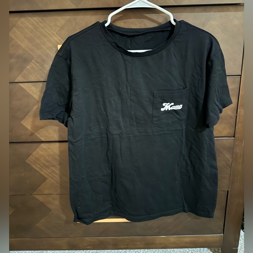 Black and white “mama” T shirt